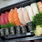 Best Sushi Deluxe in New York, NY